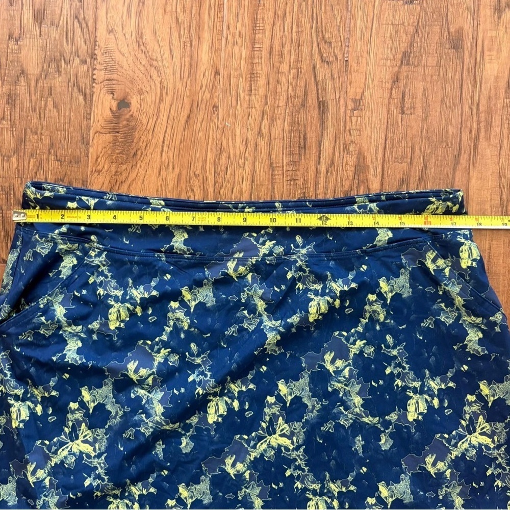 Puma Navy Floral Mini Skirt/Skort Golf Pickleball Tennis Size Large - Picture 4 of 6